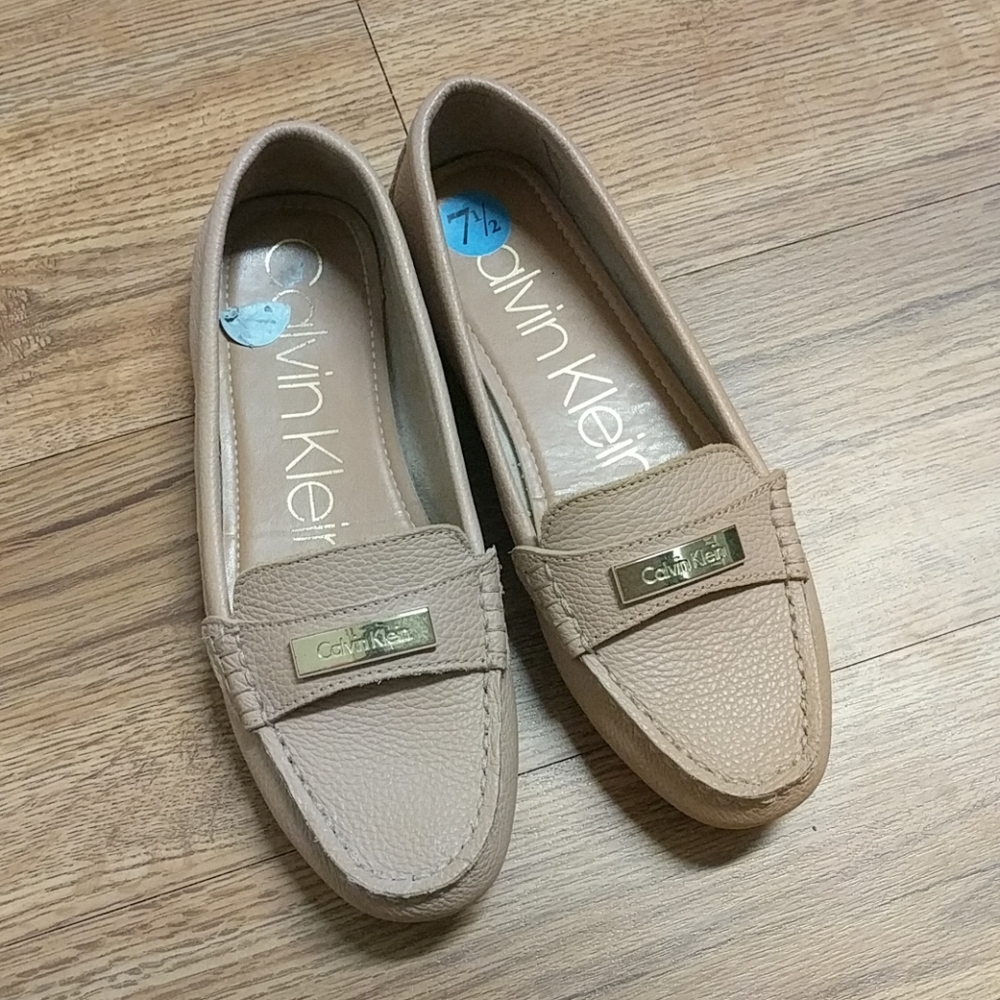 Nude driving loafers